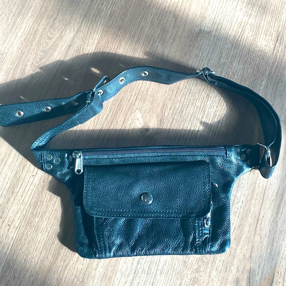 VINTAGE HAPPY COW FANNY PACK